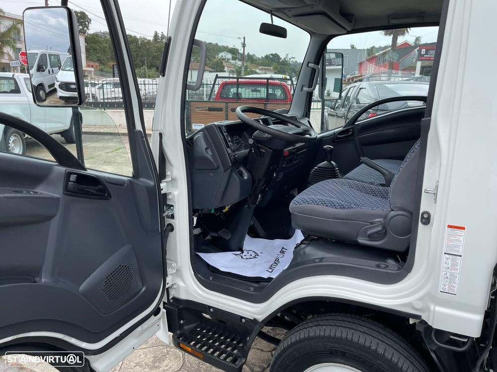 Isuzu NKR 3 - 9