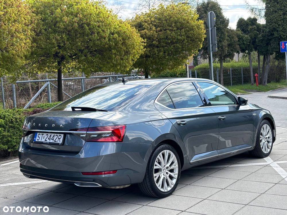Skoda Superb 2.0 TSI L&K DSG - 3