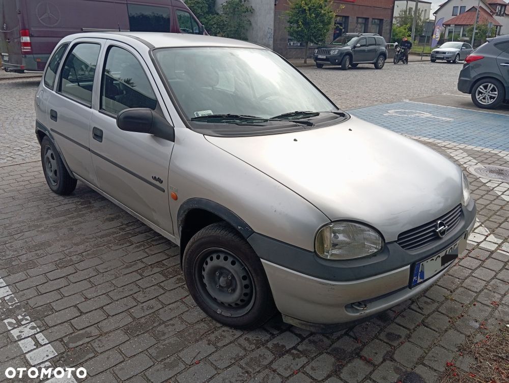 Opel Corsa - 1