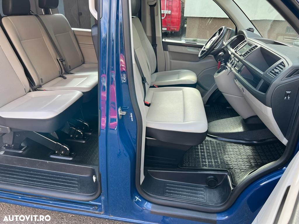 Volkswagen Caravelle - 7