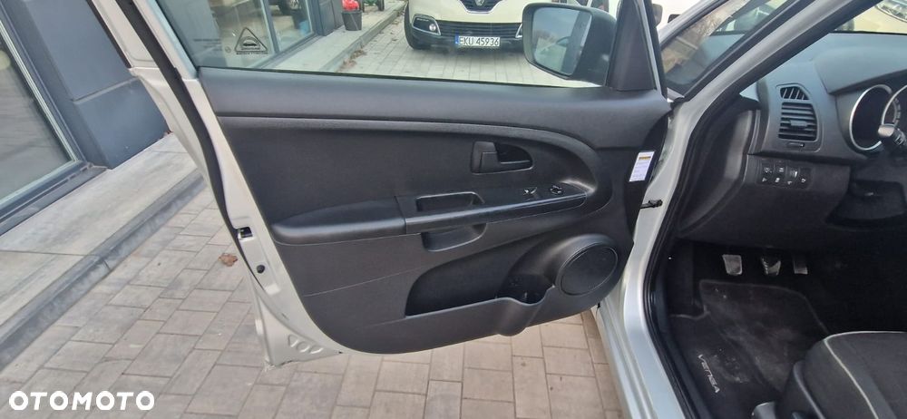 Kia Venga 1.4 CVVT Attract - 25