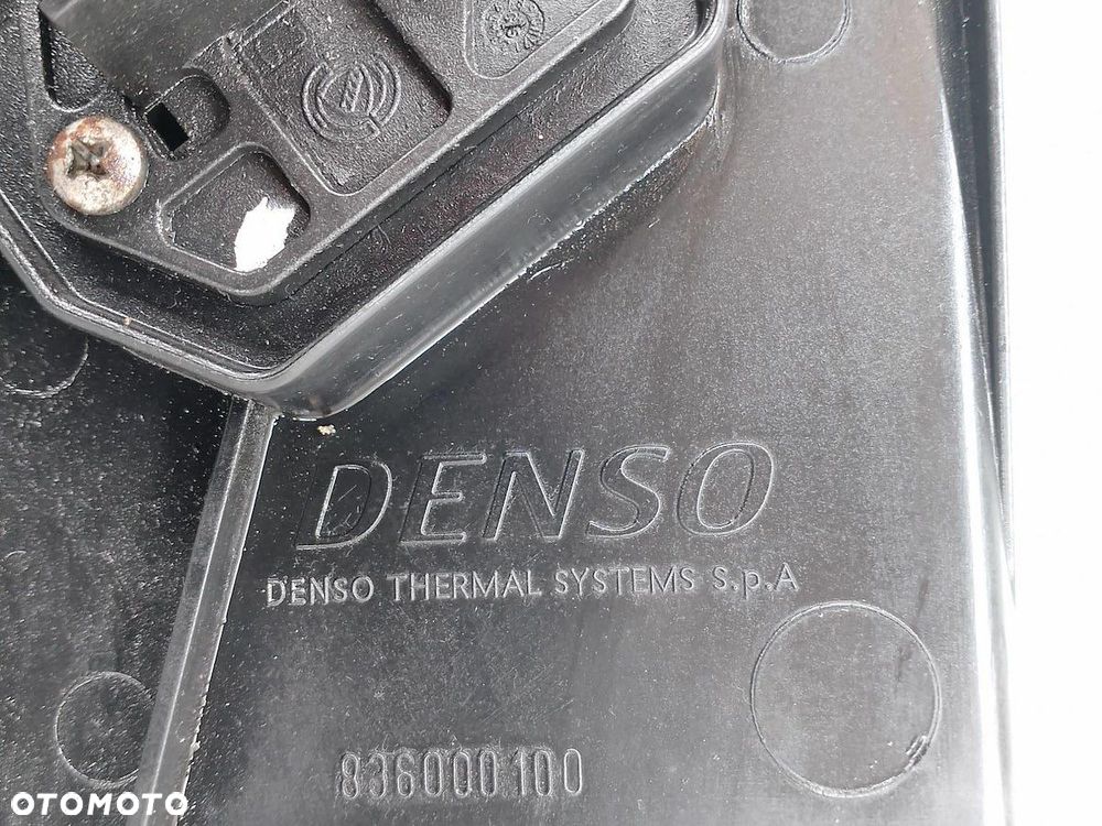 CHŁODNICA WODY Z WENTYLATOREM ALFA ROMEO GT II 836000100 1.9 JTD - 2