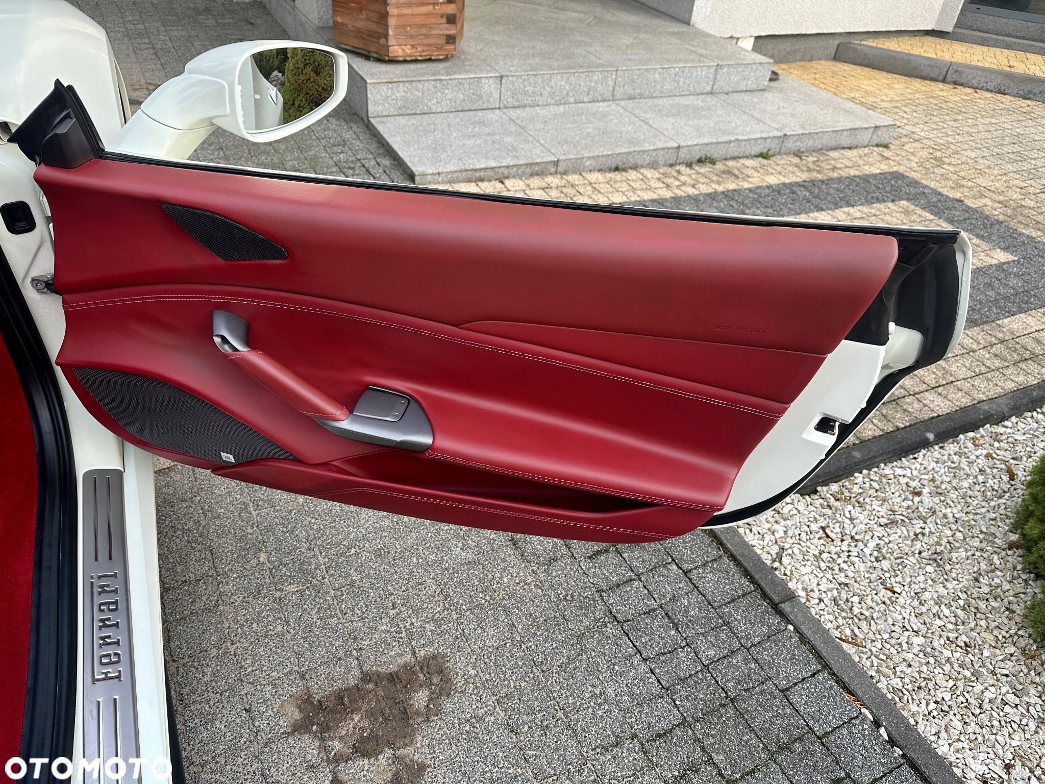 Ferrari 488 - 24