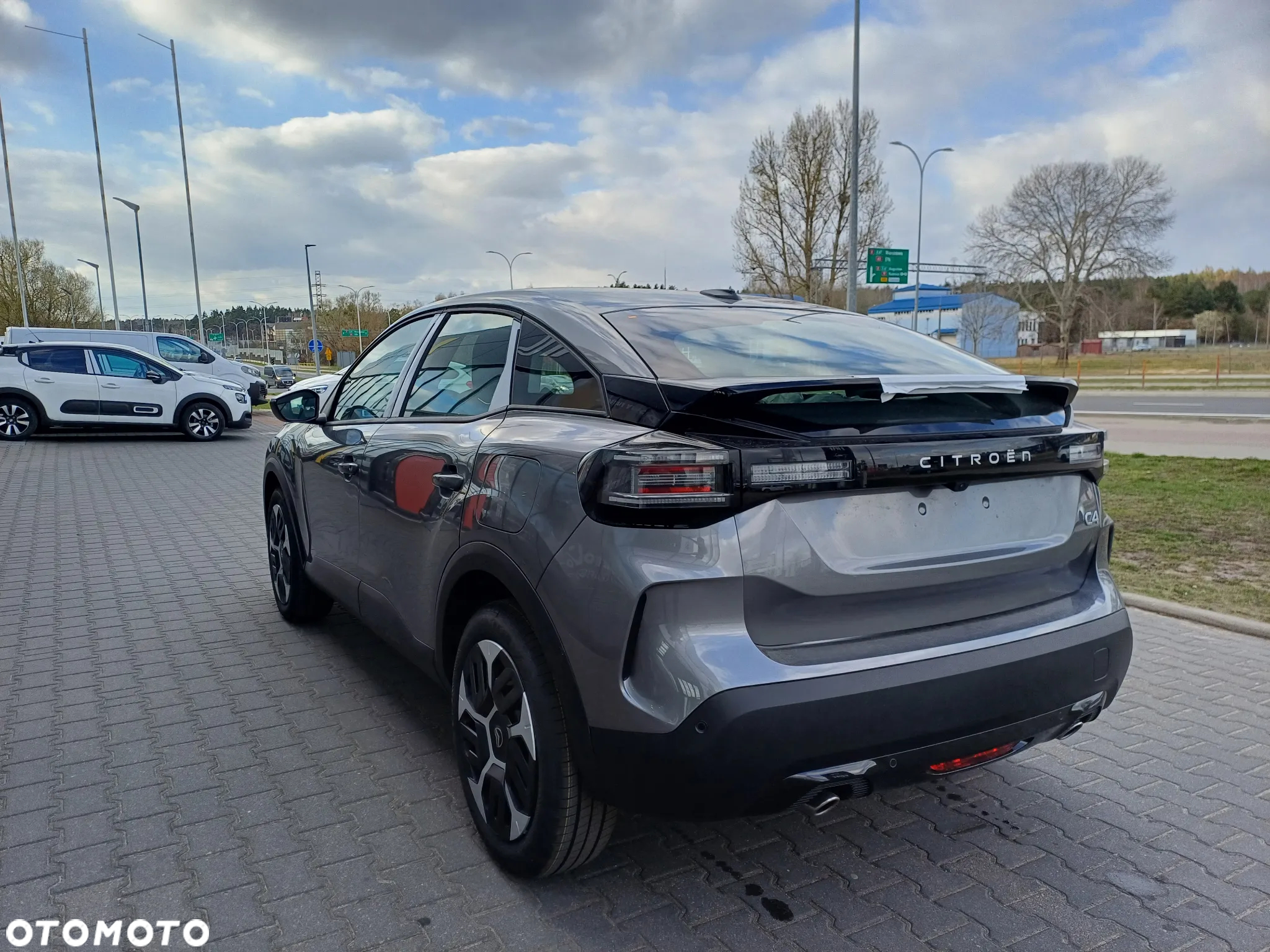 Citroën C4 1.2 PureTech Plus S&S EAT8 - 4