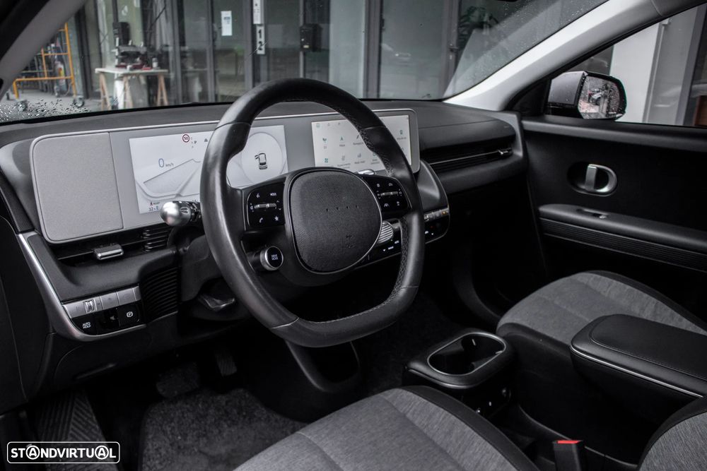 Hyundai Ioniq 5 72,6 kWh 4WD Dynamiq - 24