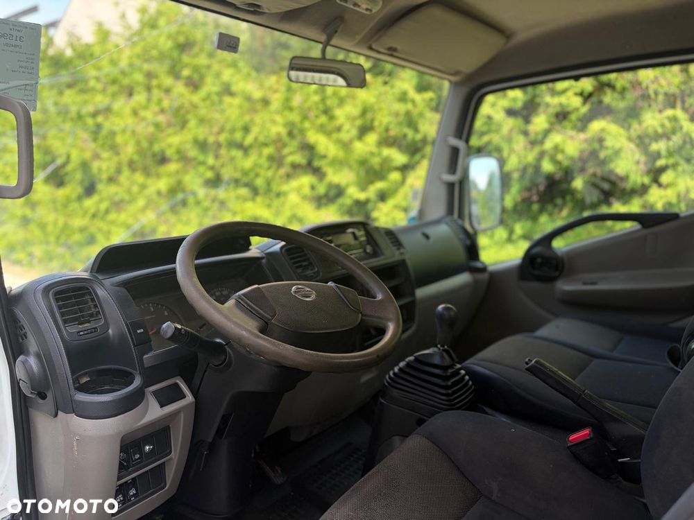 Nissan Cabstar - 23