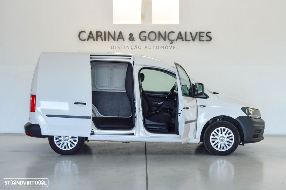 VW Caddy 2.0 TDi BlueMotion 2L - 22
