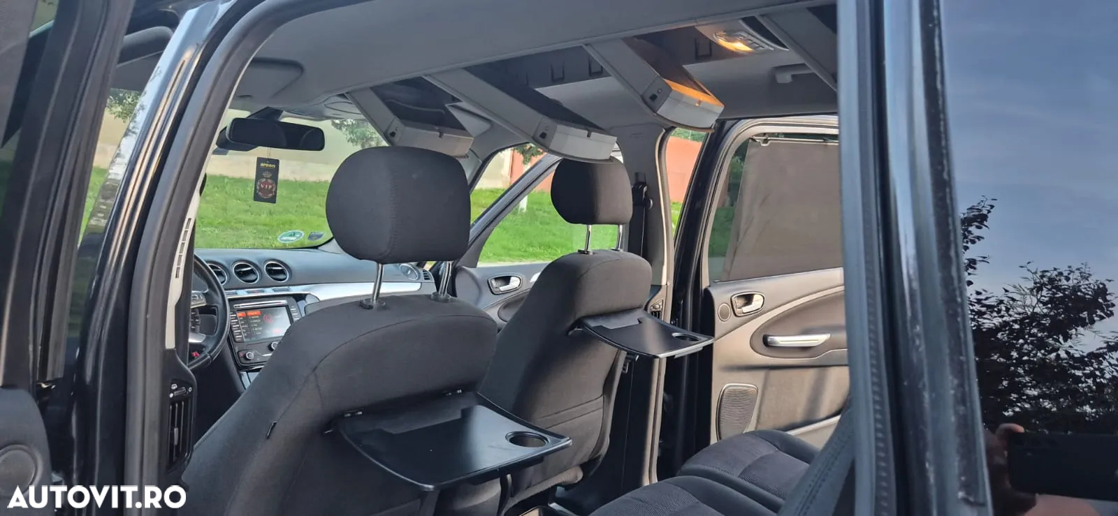 Ford Galaxy - 7