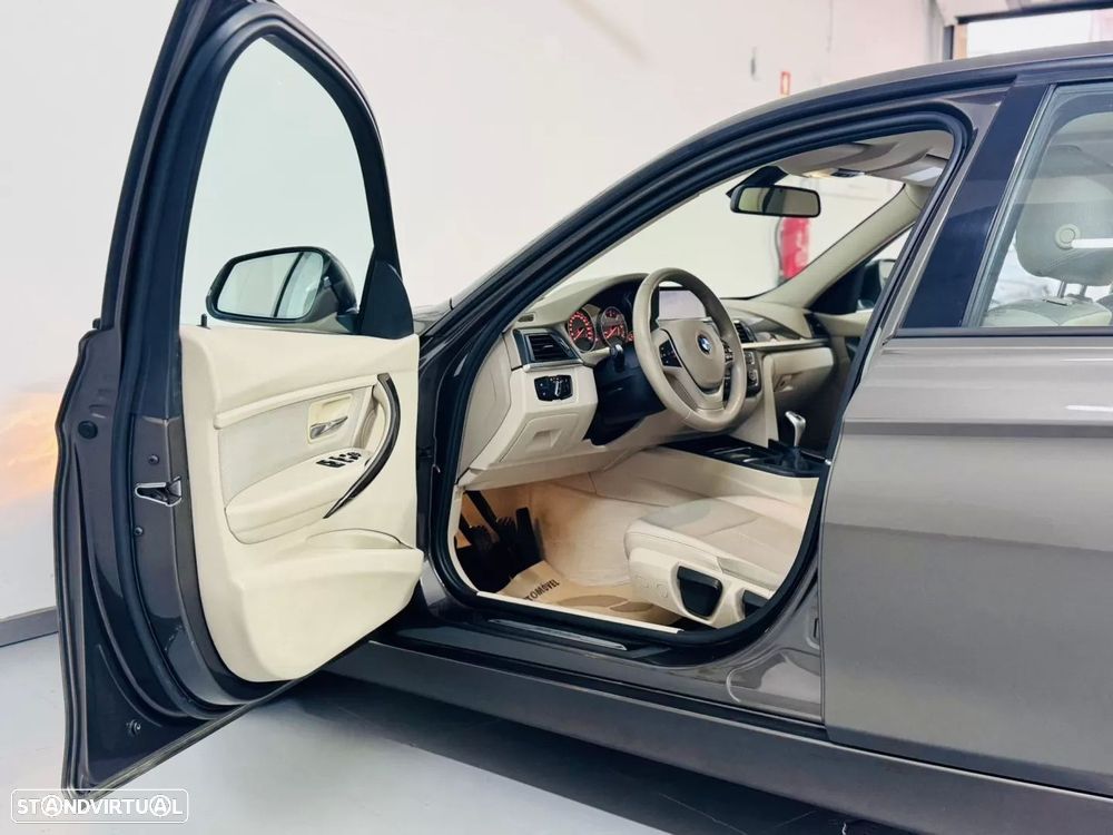 BMW 318 d Modern Line - 23