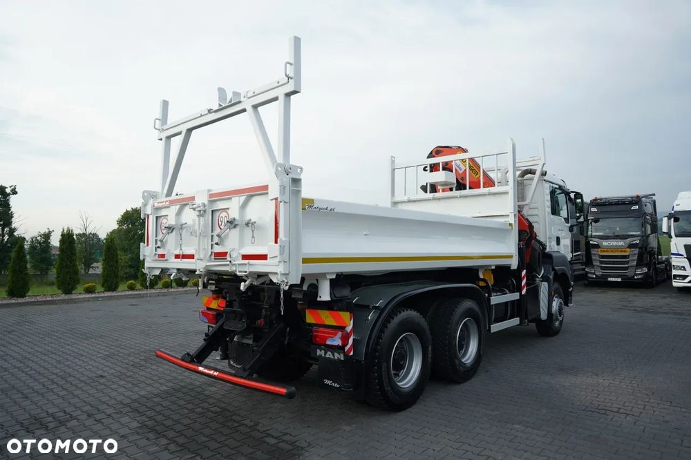 MAN TGS 26.440 / 6x6 / WYWROTKA / HYDROBURTA / BORDMATIC / + HDS PALFINGER PK 33002-EH / STEROWANIE RADIOWE / EURO 5 / - 18