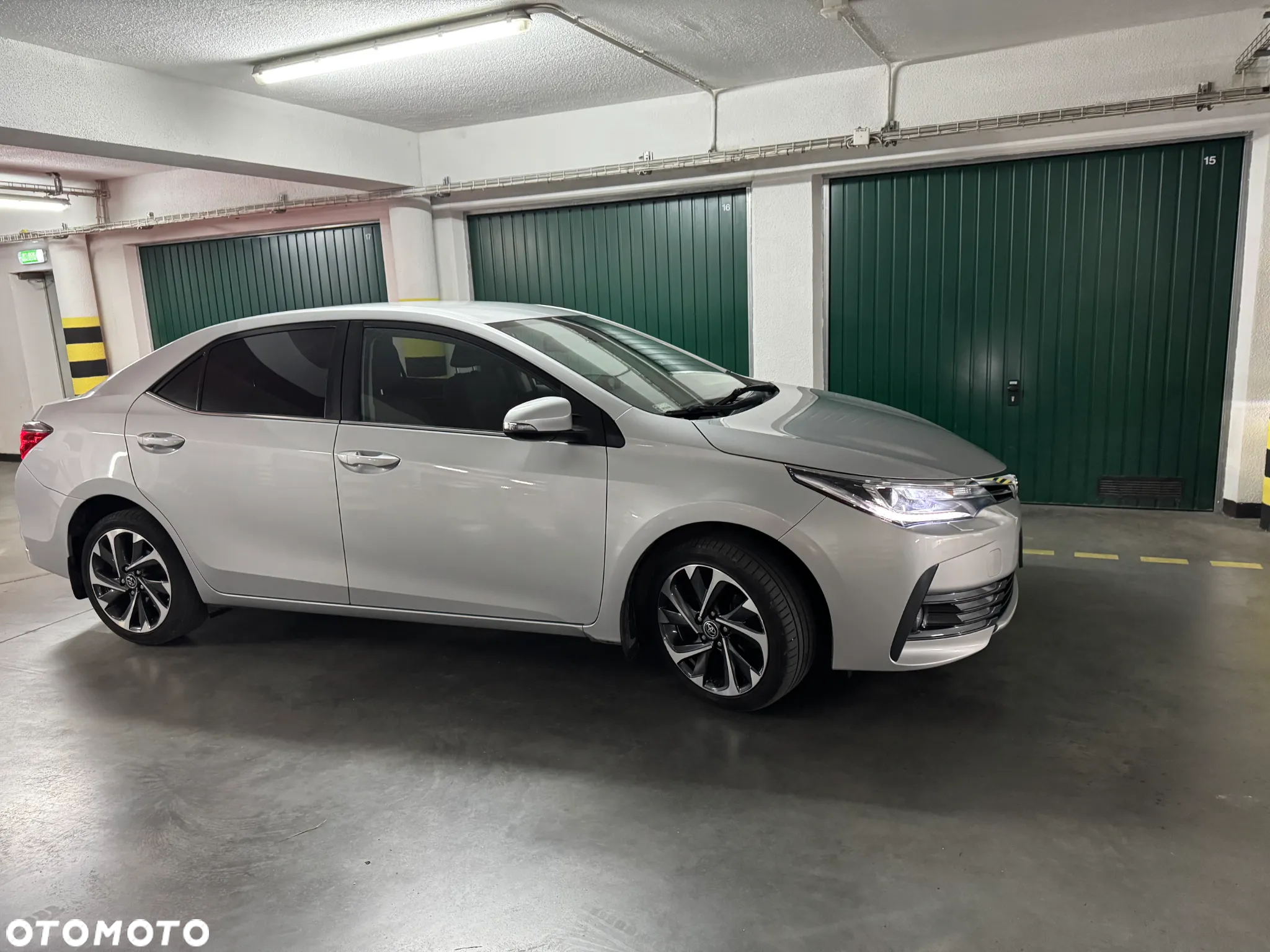 Toyota Corolla 1.6 Comfort - 7