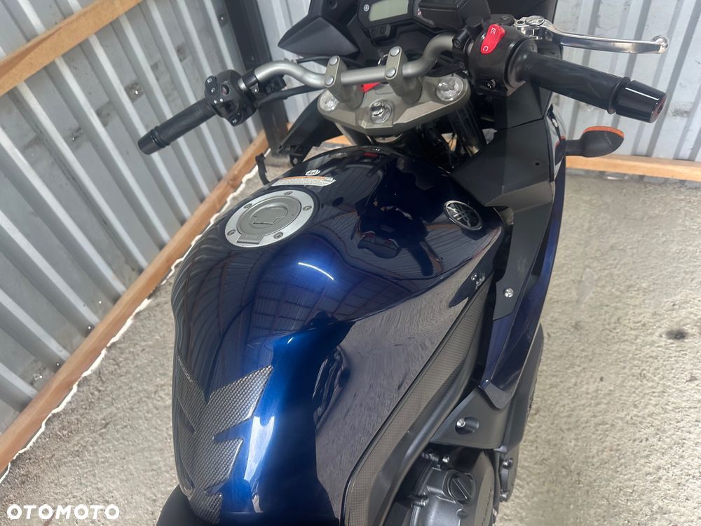 Yamaha XJ - 4