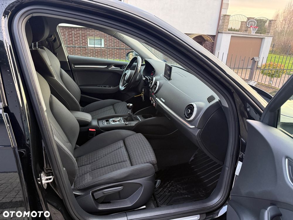 Audi A3 Sportback 1.6 TDI(clean diesel) Ambition - 14