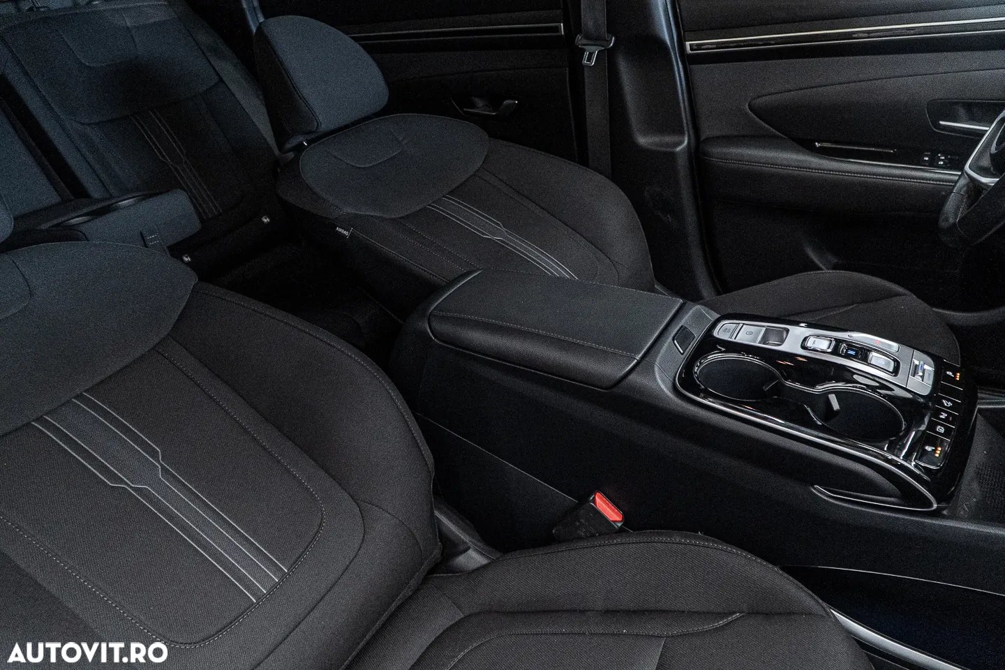 Hyundai Tucson 1.6 T-GDi HEV 2WD Select - 39