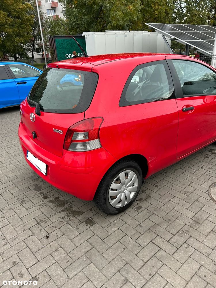 Toyota Yaris - 5