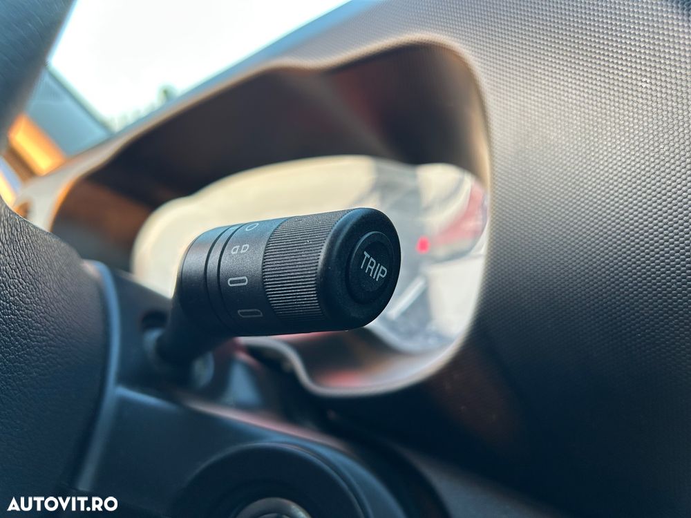 Iveco Daily 3.0 D BASCULABIL 3 PARTI Bena 4.2 m - 30