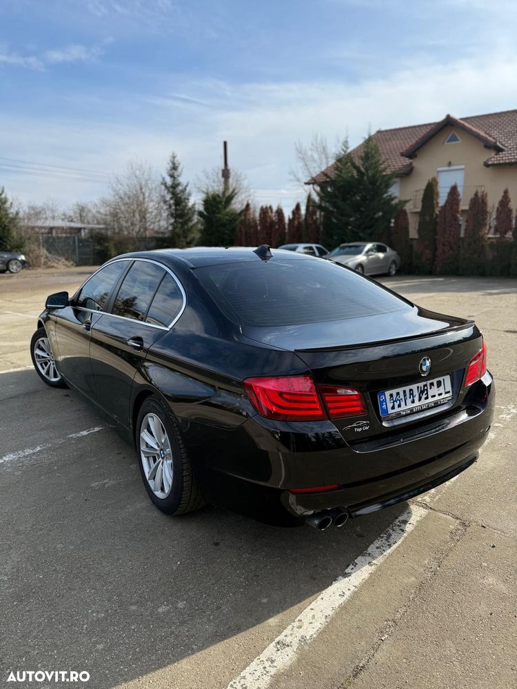 BMW Seria 5 520d Aut. - 17