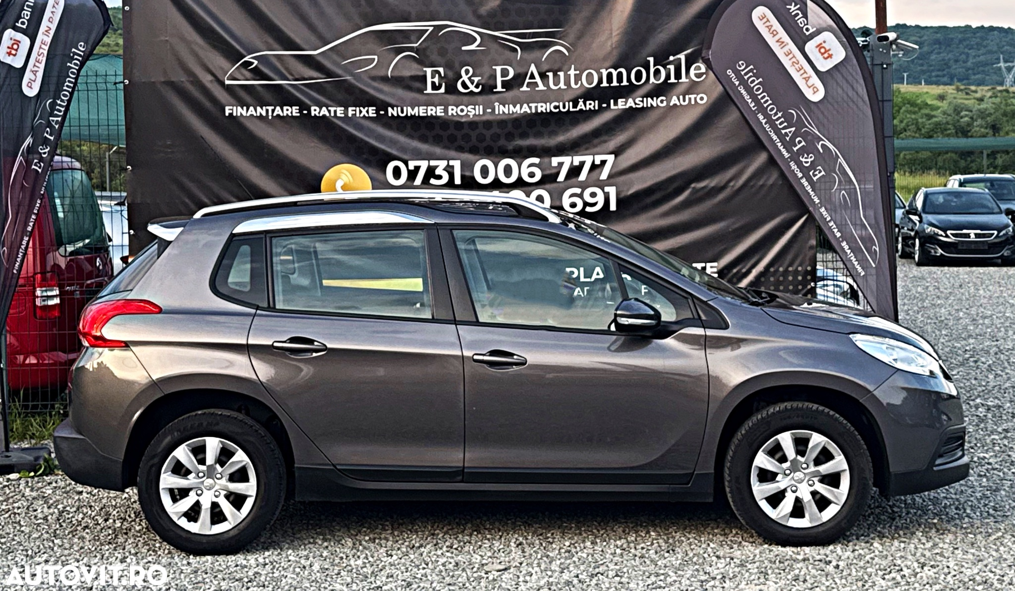 Peugeot 2008 1.2 L PureTech STT Allure - 9