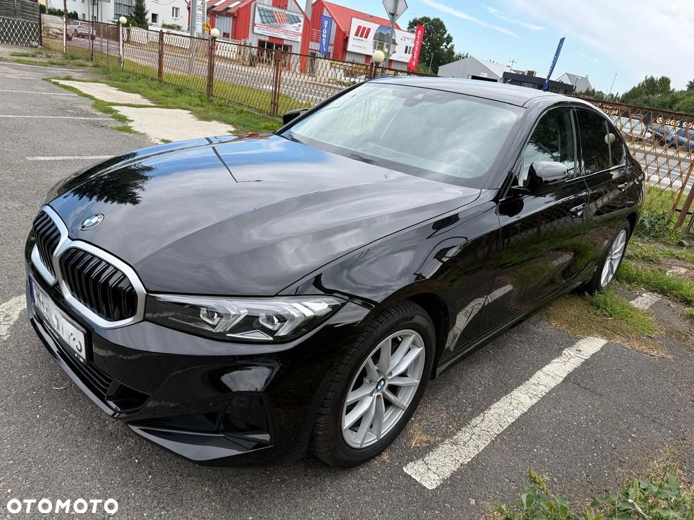 BMW Seria 3 318i - 5