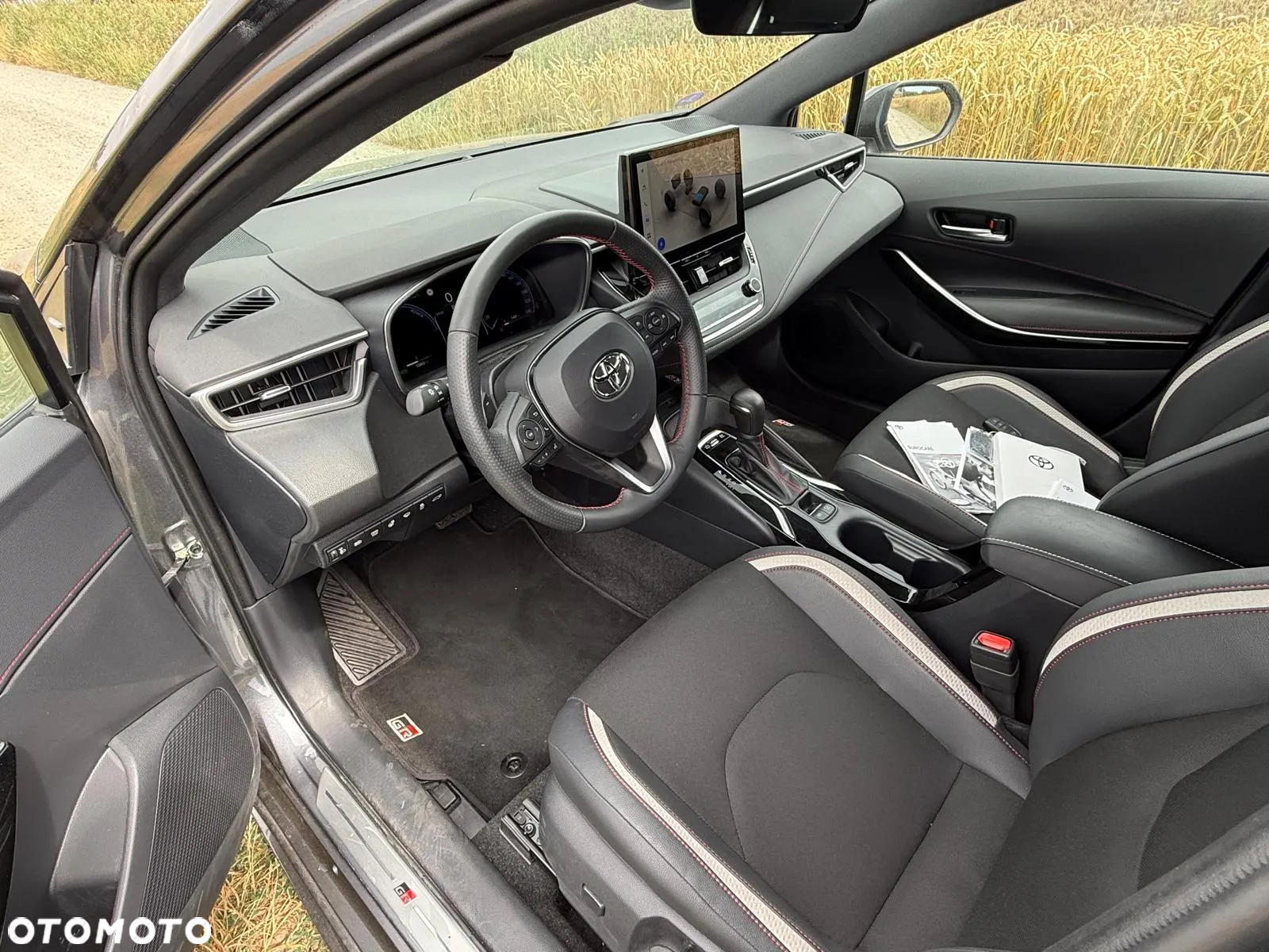 Toyota Corolla 2.0 Hybrid GR Sport - 19