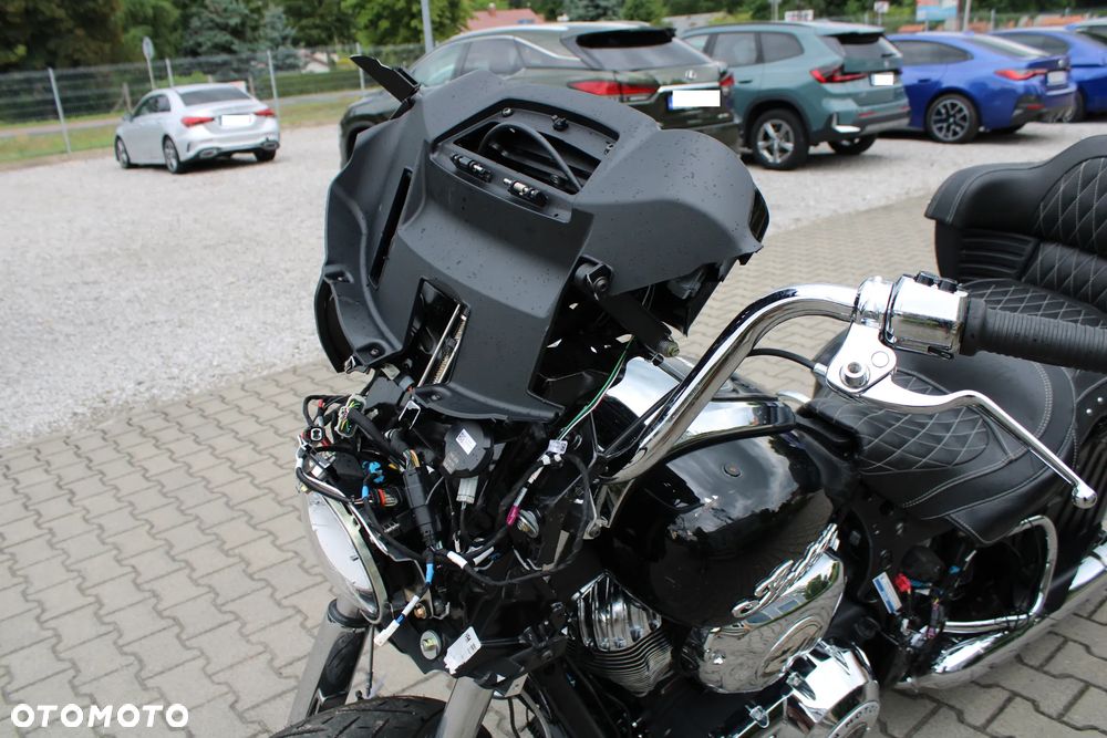 Indian Roadmaster - 10