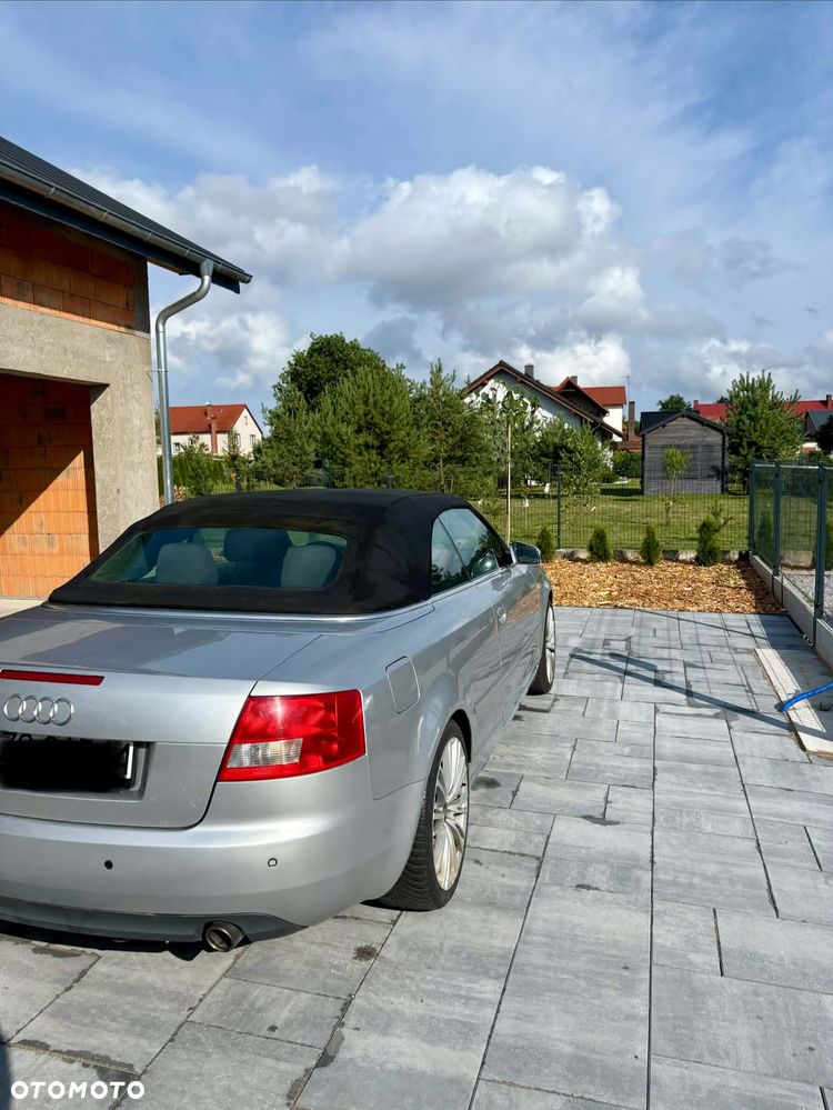 Audi A4 Cabrio 1.8T - 12