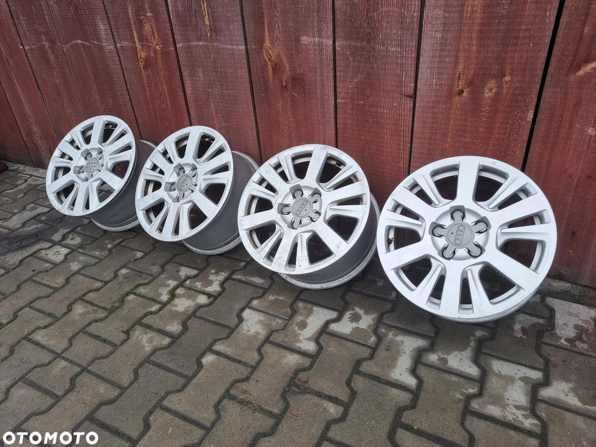 Felgi aluminiowe AUDI 7J/16" 5x112 ET42 55mm - 2