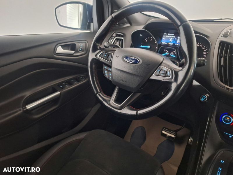 Ford Kuga 2.0 TDCi 4WD Powershift ST-Line - 18