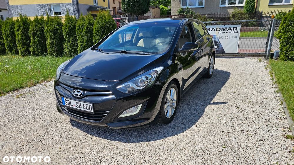 Hyundai i30 1.6 Automatik Trend - 1