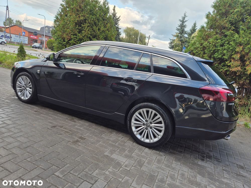 Opel Insignia 2.0 T Cosmo 4x4 S&S - 8