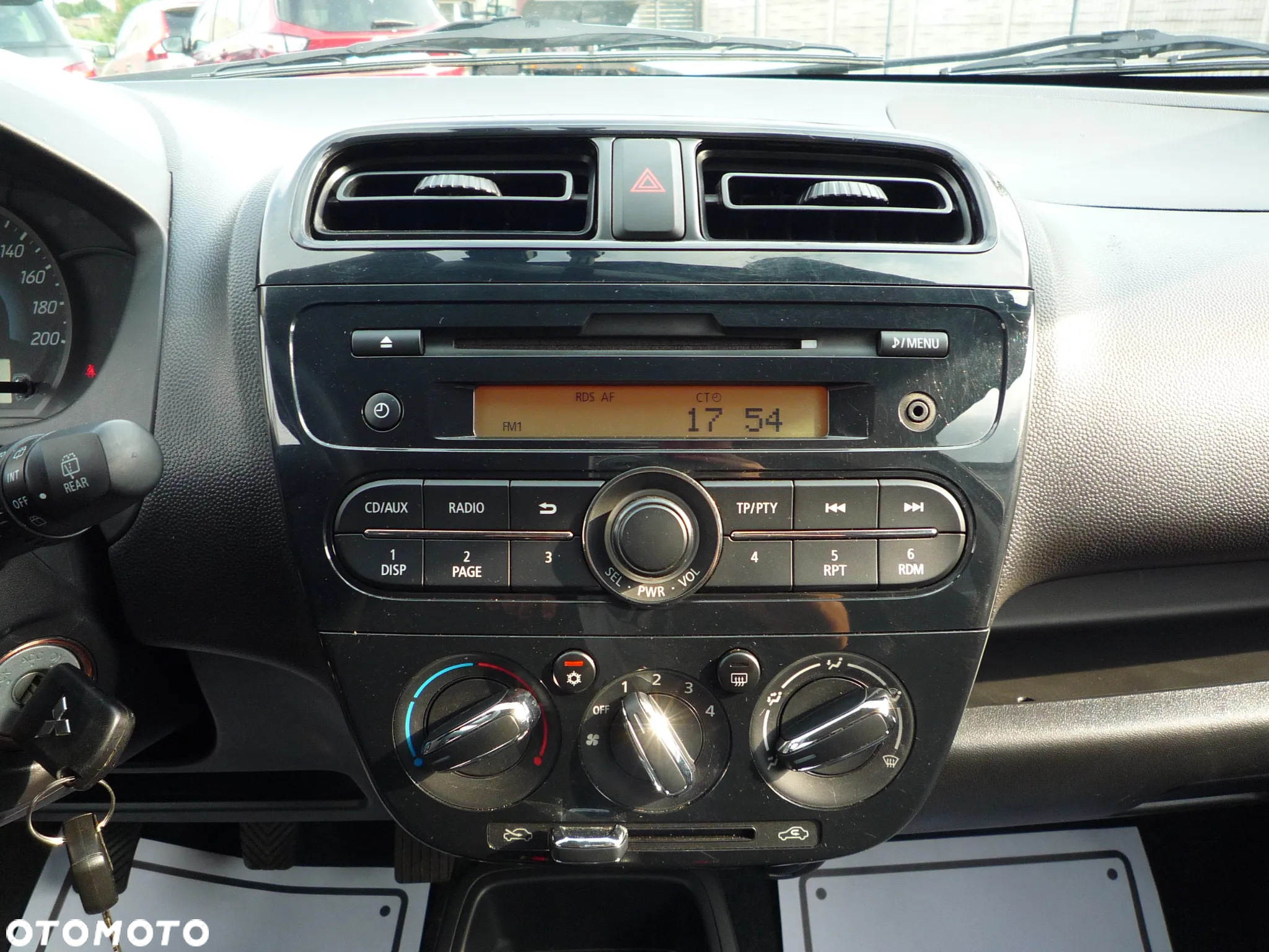 Mitsubishi Space Star - 20