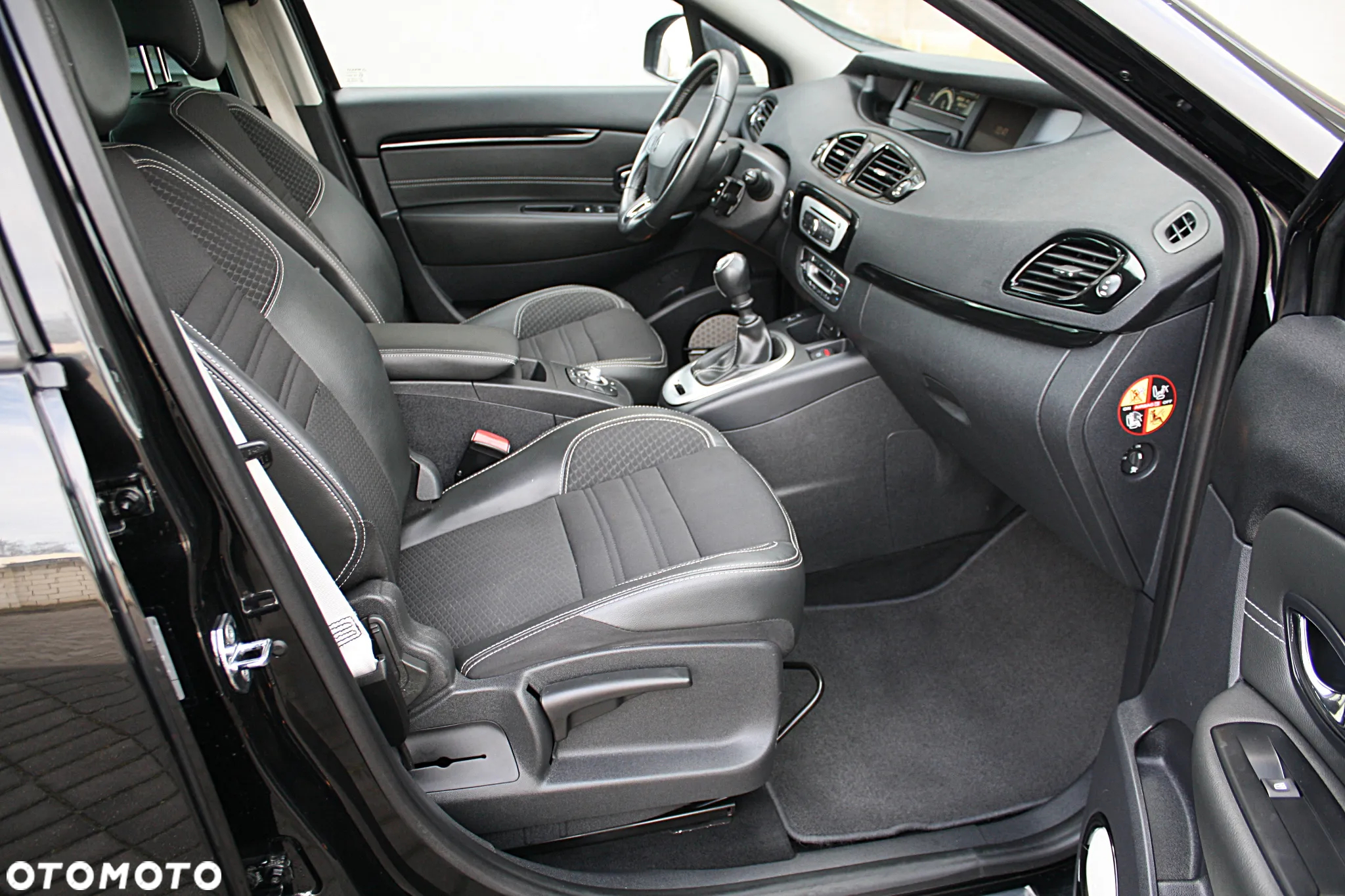 Renault Scenic 1.2 TCe Energy Bose Edition - 16
