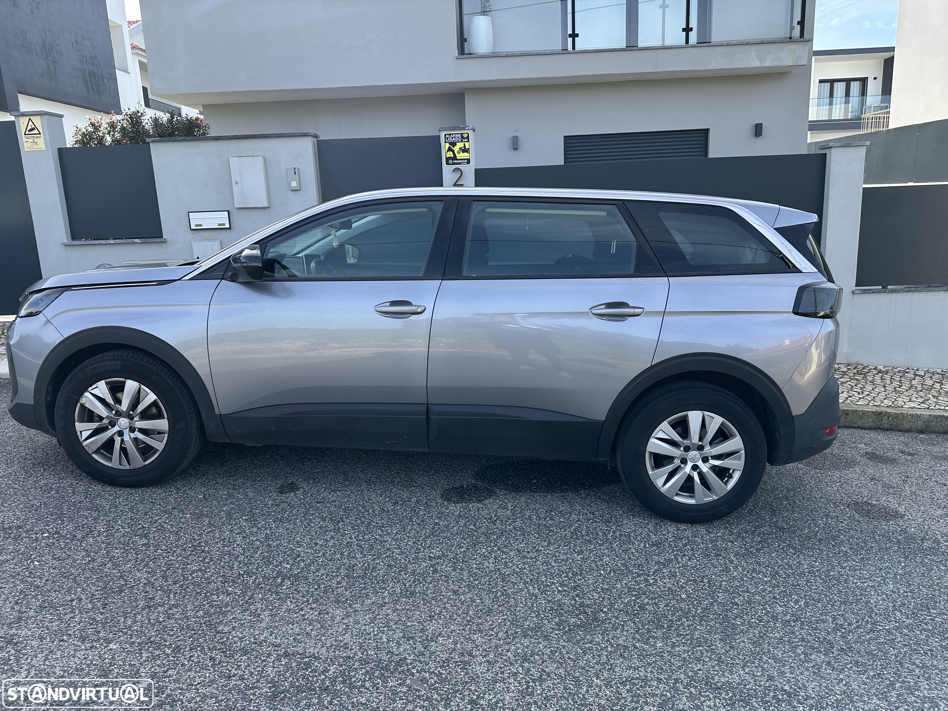 Peugeot 5008 1.5 BlueHDi Allure Pack EAT8 - 2