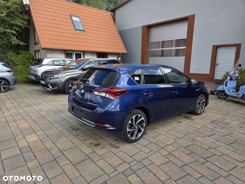Toyota Auris 1.8 HSD Luna - 5