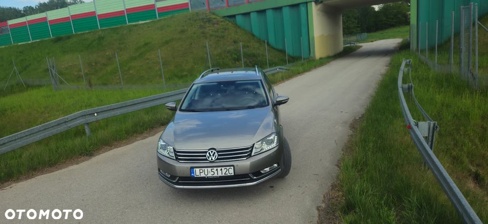 Volkswagen Passat 2.0 TDI 4Mot Highline DSG - 4
