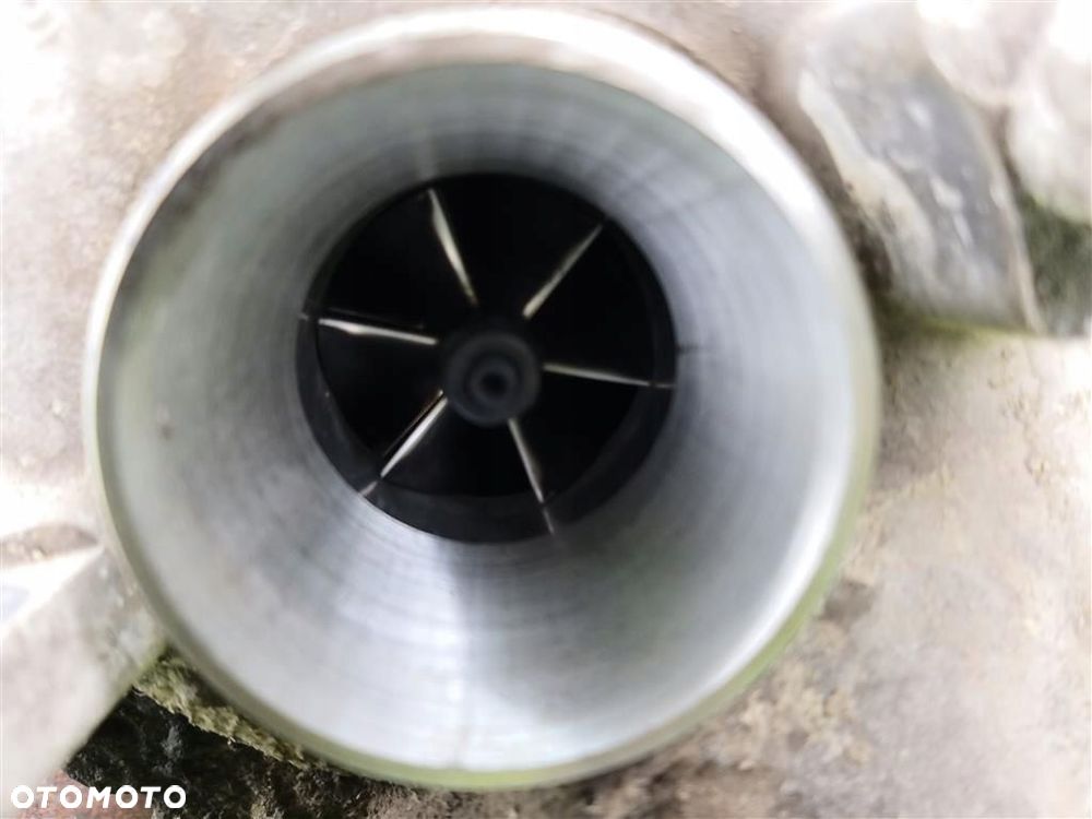 Turbosprężarka turbina Skoda Roomster 1.6TDI 105KM 2006-2015R VW AUDI - 7