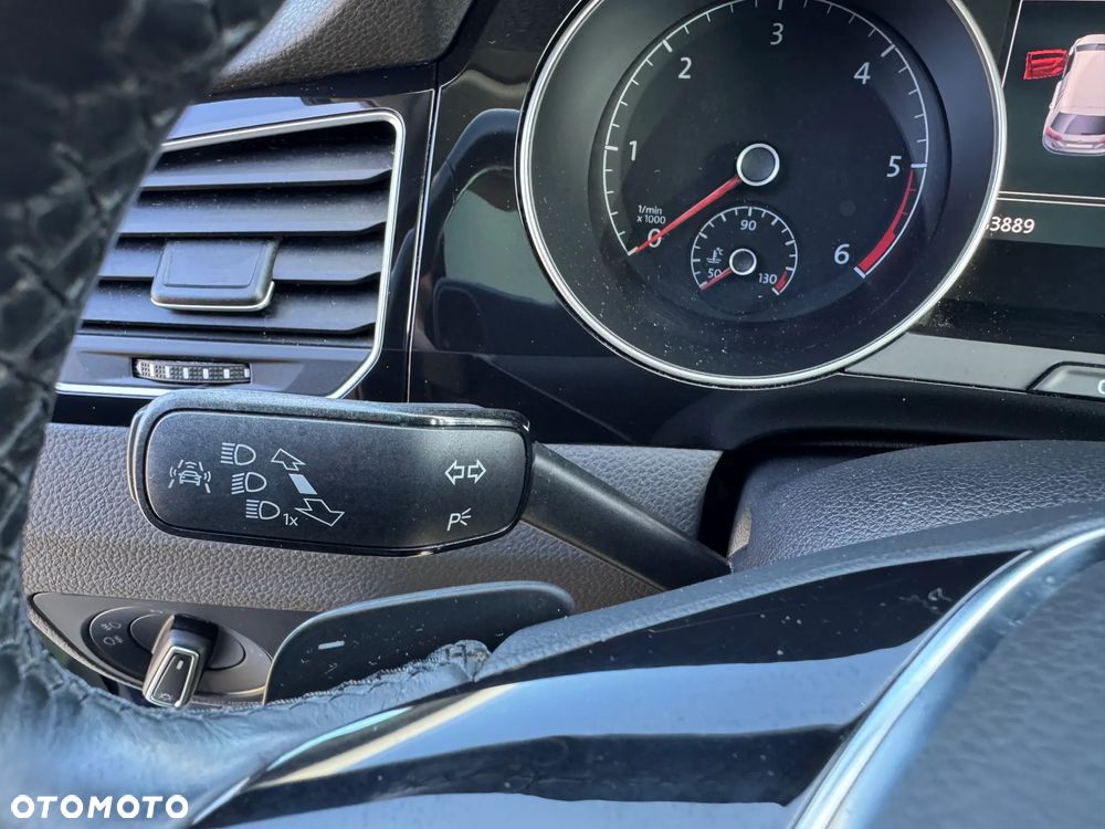 Volkswagen Golf Sportsvan 2.0 TDI (BlueMotion Technology) DSG Highline - 28