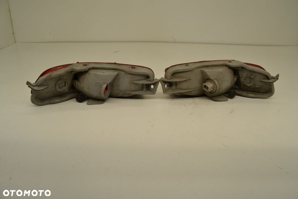 Halogen tył Lexus RX 300 - 2