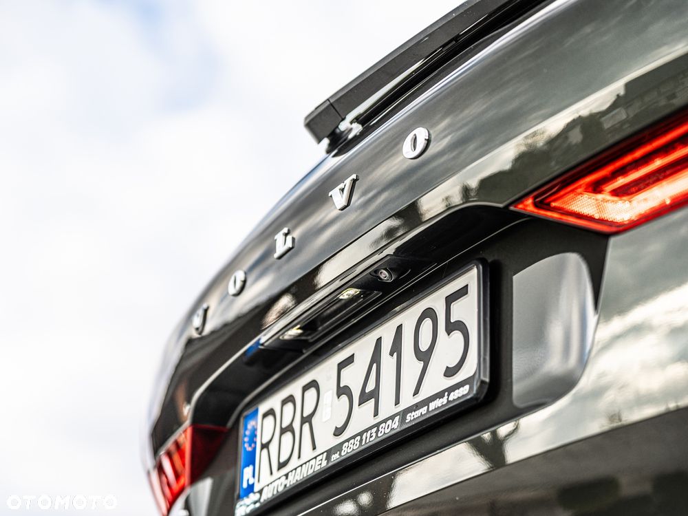 Volvo XC 60 B4 D Geartronic Momentum Pro - 18