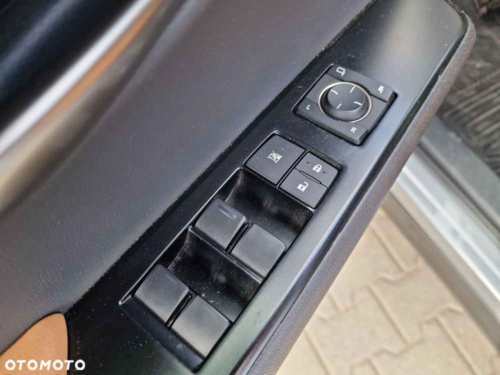 Lexus UX 250h GPF F Sport 2WD - 27