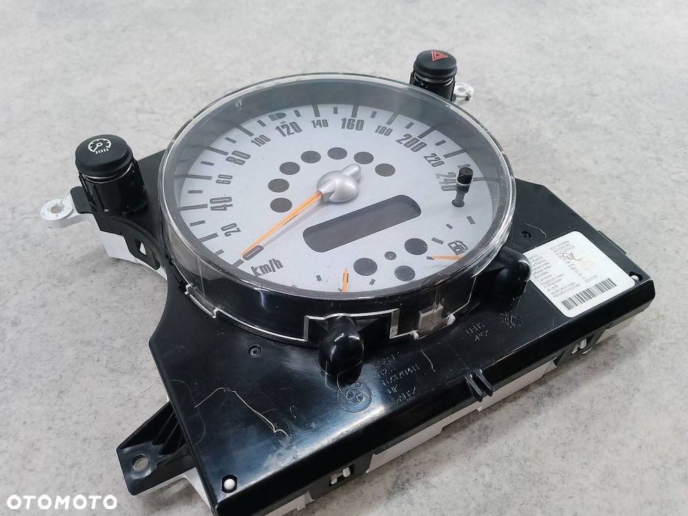 LICZNIK MINI R50 6928884 1.6 16V - 4