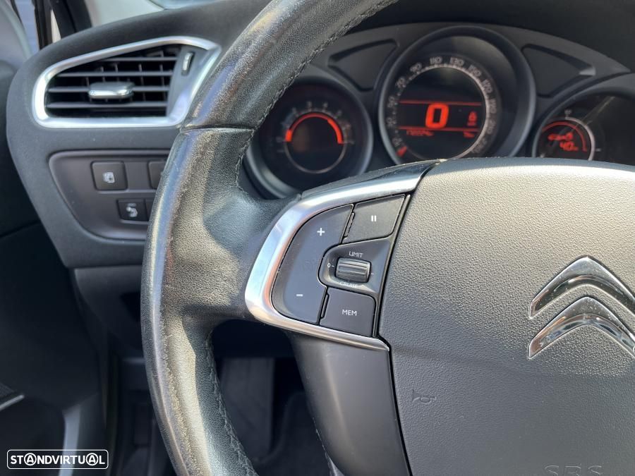 Citroën C4 1.6 HDi Seduction 104g - 14