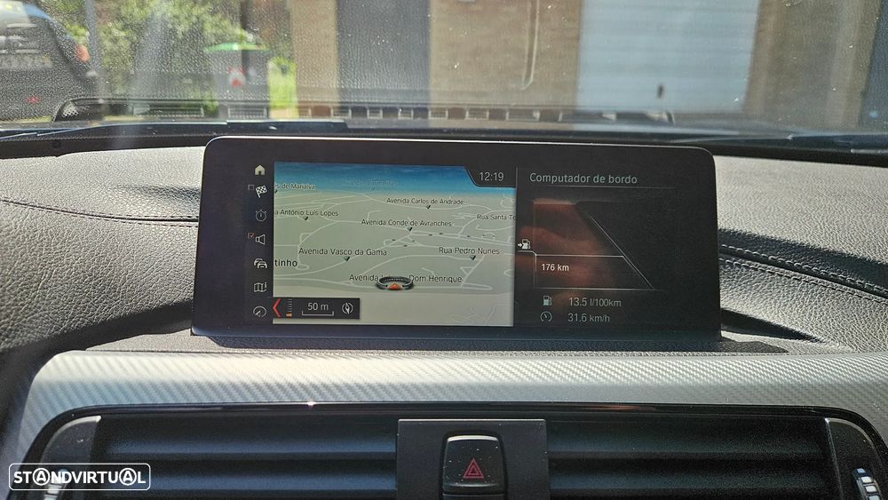 BMW 320 i Aut. Sport Line - 29