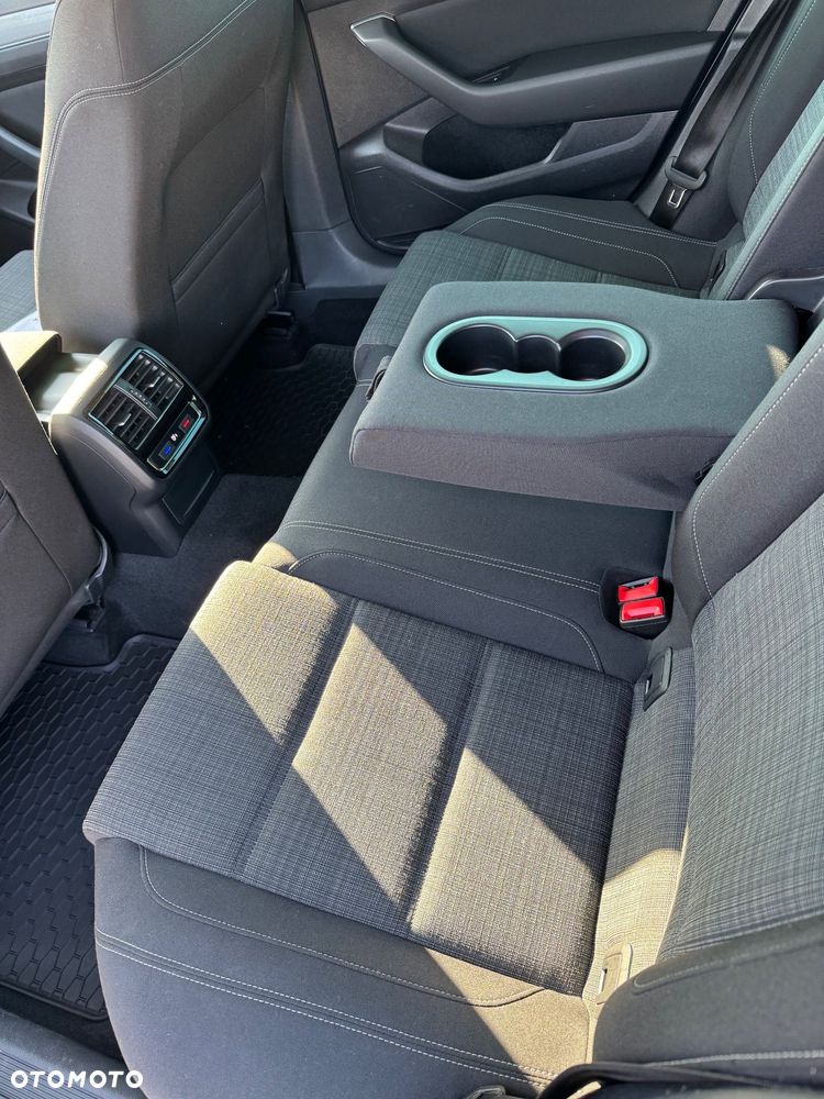 Volkswagen Passat 2.0 TDI EVO Elegance DSG - 32