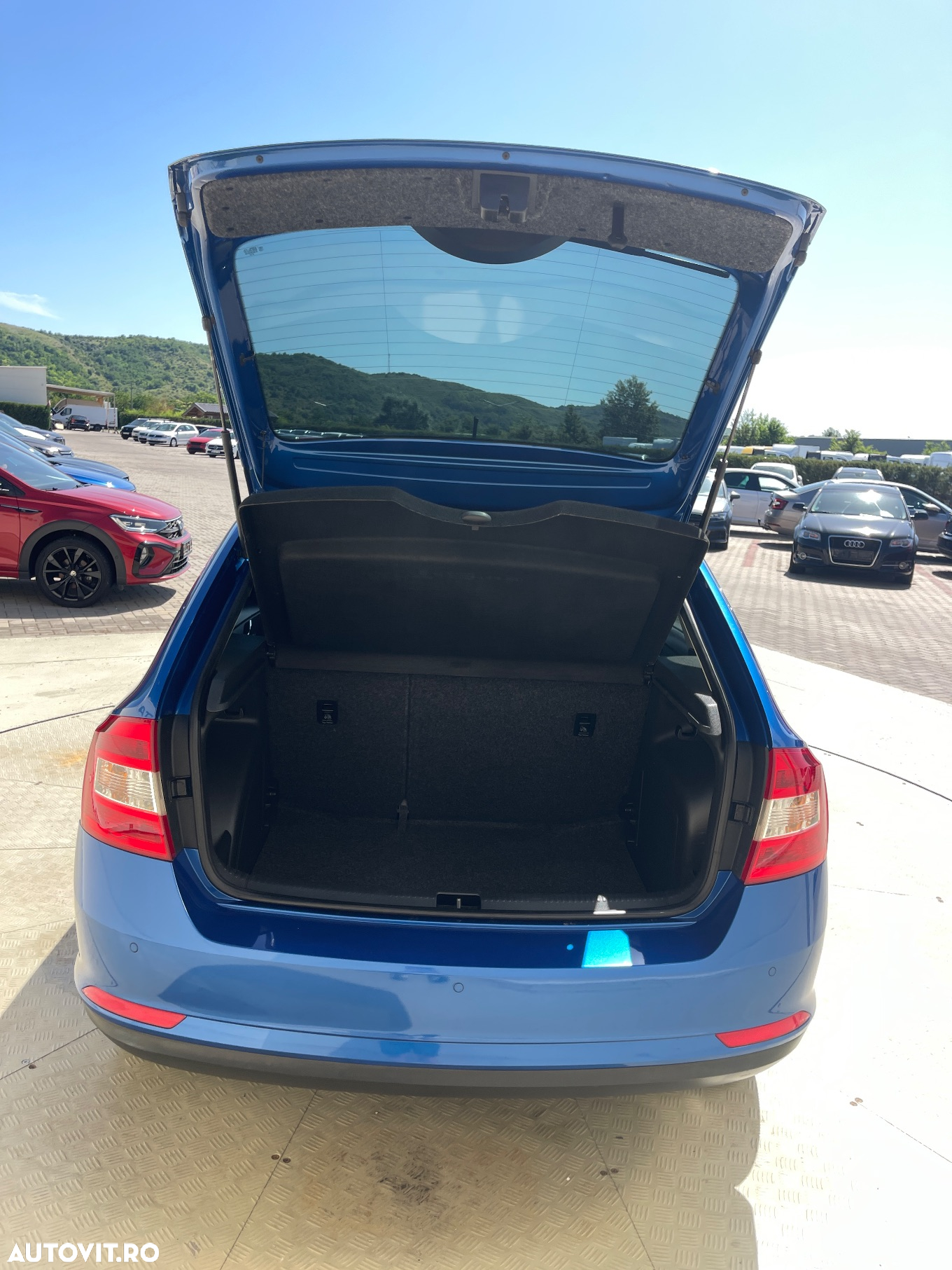 Skoda RAPID 1.6 TDI DSG Ambition - 26
