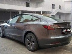 Tesla Model 3 Standard Range Plus RWD - 2