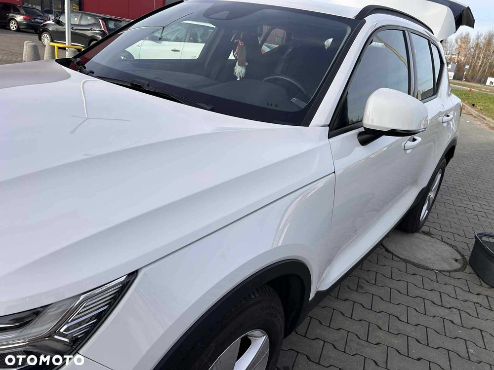 Volvo XC 40 - 3