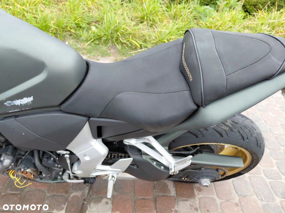 Honda CB - 22