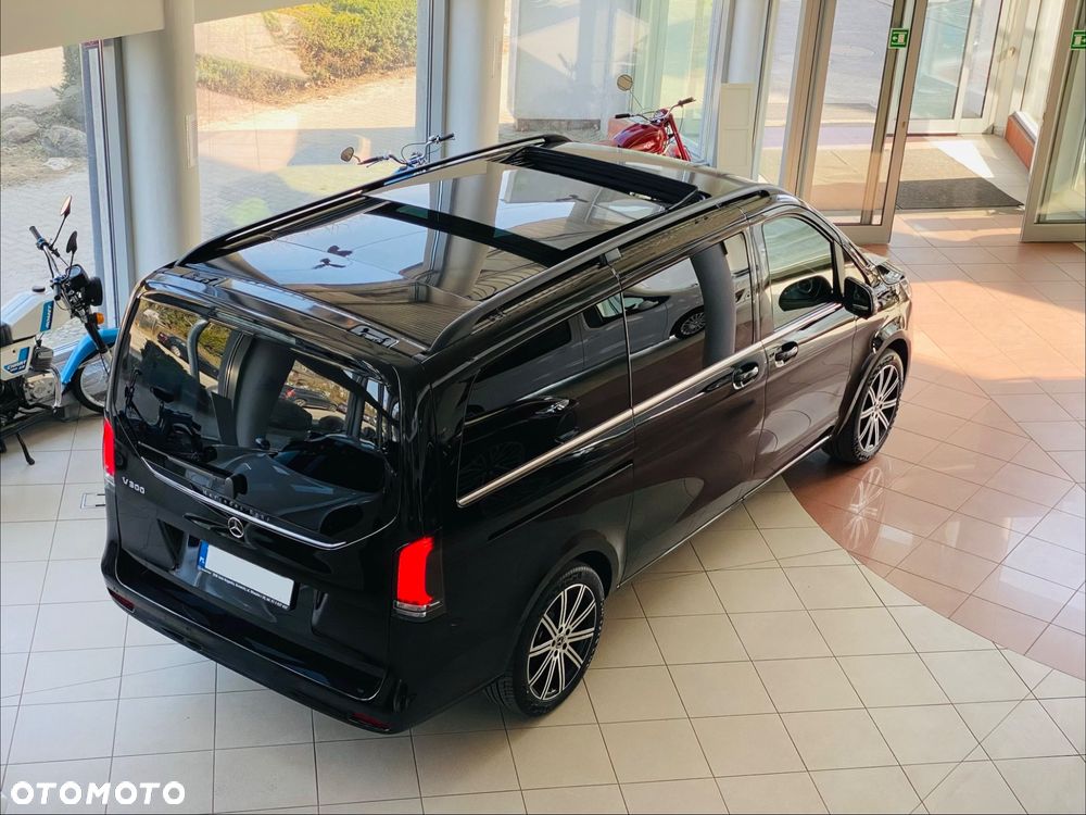 Mercedes-Benz Klasa V - 5