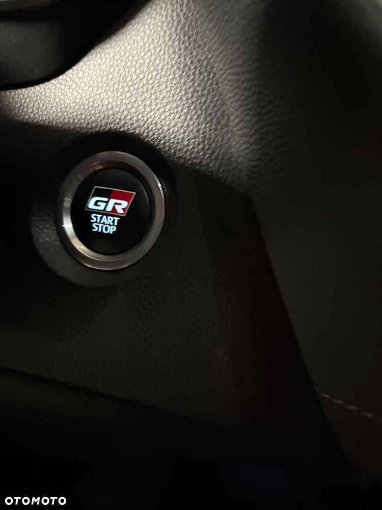 Toyota Corolla 2.0 Hybrid GR Sport - 8